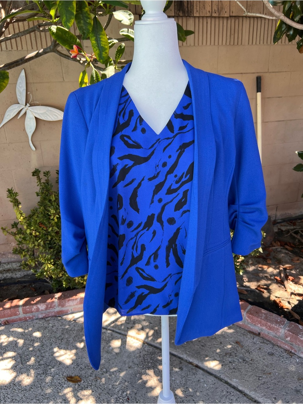 Apt 9 Royal Blue Open-Front Blazer with Nine West Printed V-Neck Top